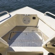 2027 Hewescraft Sea Runner 210 - Charcoal / White